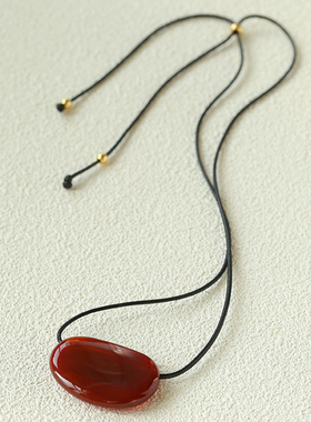 小众简约红玛瑙吊坠黑绳抽拉项链