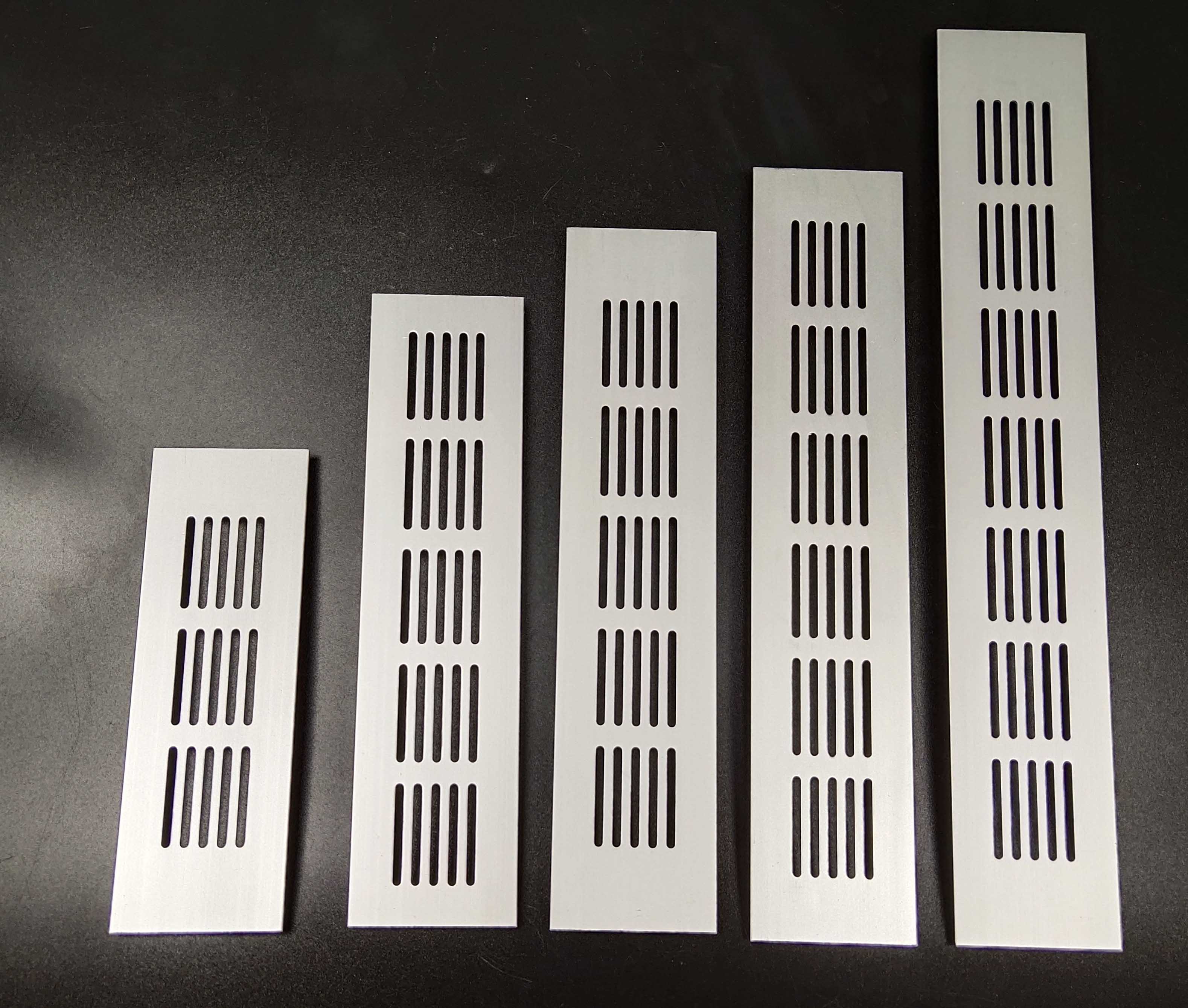冲孔散热出风口多孔板铝合金小百叶散热孔鞋柜橱柜通气孔排气百叶 - 图0