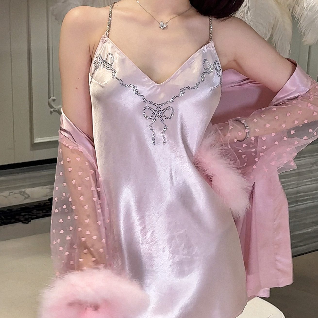 DIMDEVL汀黛25年秋冬新款睡衣女粉色纯欲爱心蕾丝拼接毛毛袖睡袍,淘宝优惠券,粉丝福利购,淘宝优惠卷