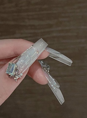 ElsaNail湾湾同款施华洛钻梦幻星河猫眼穿戴甲轻奢华子鸽子蛋长款