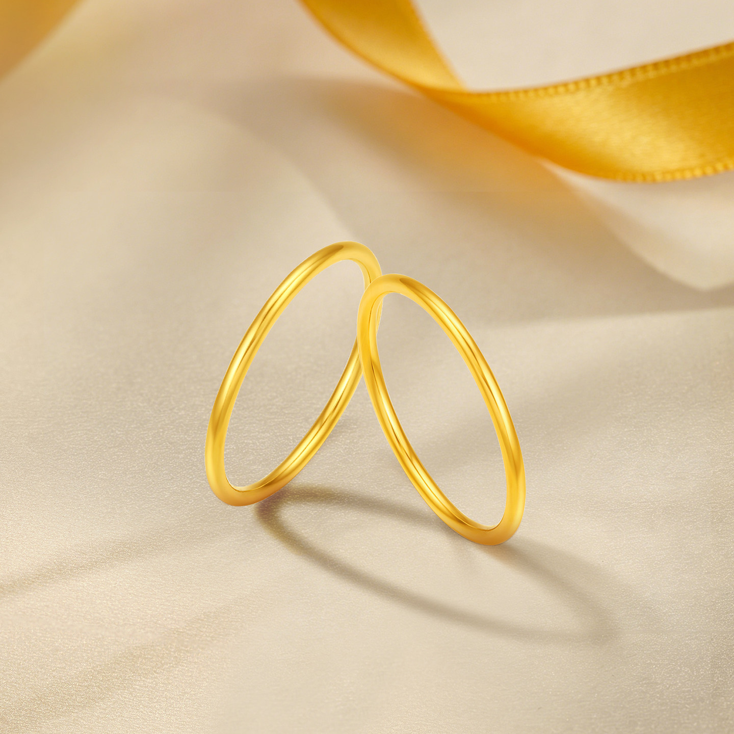 Saphire solid gold ring, aperture gold ring, thin ring, versatile stackable niche design, gift to girlfriend for her own wear