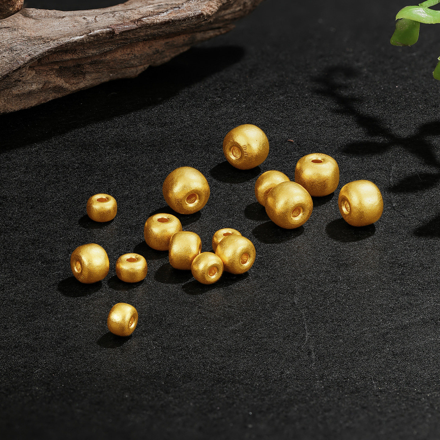 赛菲尔黄金转运珠古法金吊坠足金路路通手串金珠复古方形金珠,淘宝优惠券,粉丝福利购,淘宝优惠卷