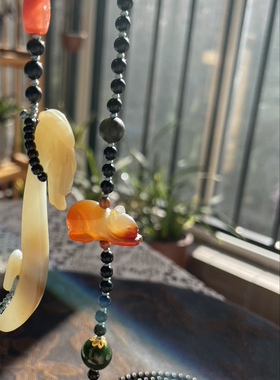 望子成龙。和田玉且末龙勾老玛瑙小鼠和田墨玉珠链