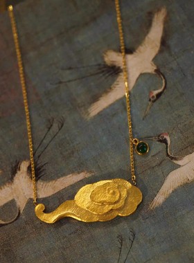 古法黄金色祥云项链仿翡翠蛋面吉祥毛衣链高颜值气质秋冬氛围颈链