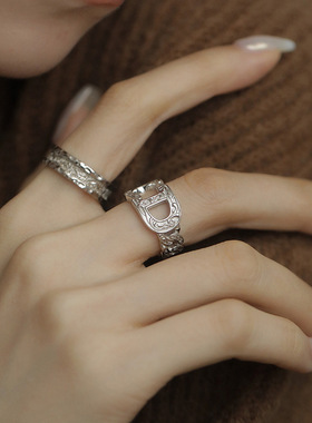 金银唐草纹CD链条戒指女轻奢风时尚设计高级感百搭个性指环新款潮
