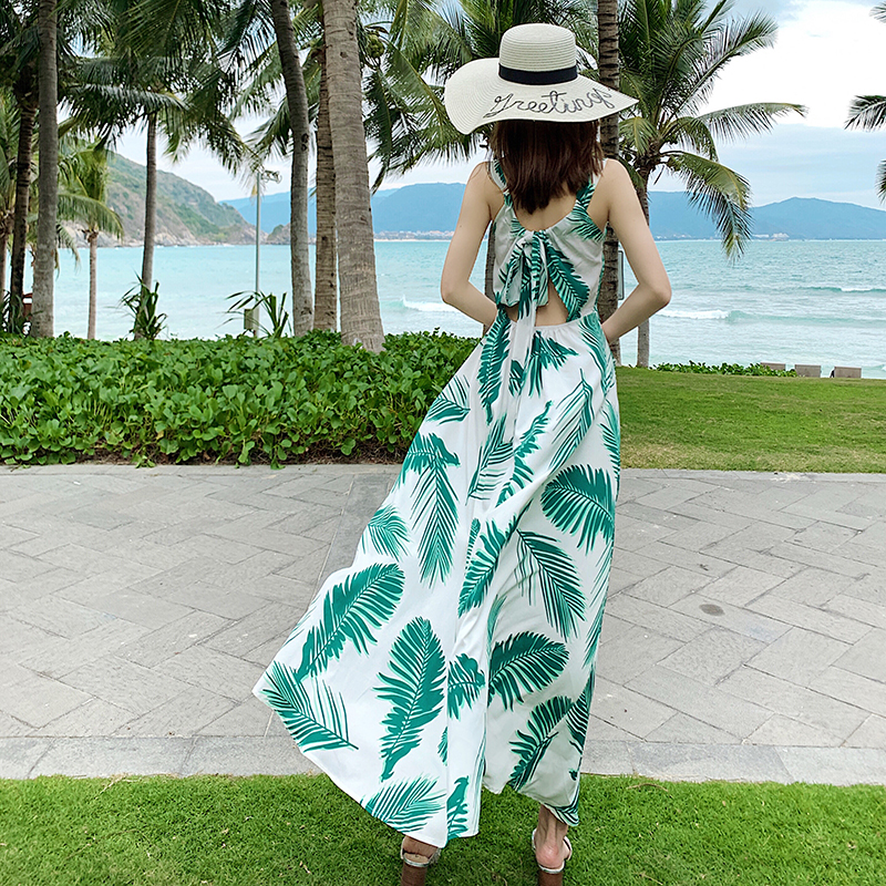 海南三亚沙滩裙2024夏海边度假连衣裙女雪纺裙子泰国旅游显瘦超仙
