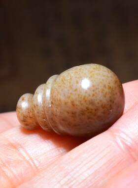 JJ010903新疆的猫4.6克油润如油脂且末翳糖玉三通和田玉