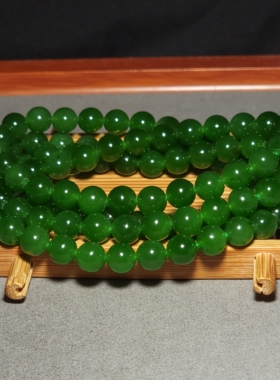 L031904新疆的猫87.4克直径8mm色调亮俄料菠菜绿碧玉圆珠108项链