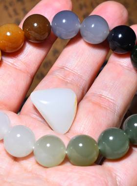 新疆的猫JJ122520  45.9克，12mm颜色丰富的多宝圆珠手链