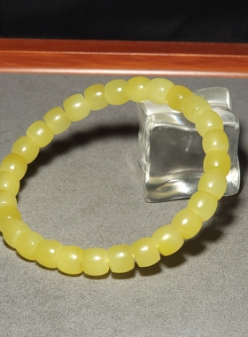 L032603 新疆的猫23.2克直径8-7mm颜色纯正的若羌鸡油黄直切手链