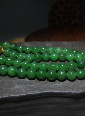 YQ010707 直径9.5mm74.5克色调鲜靓珠子圆润菠菜绿碧玉佛珠项链