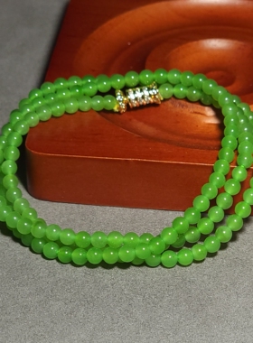 L031704 新疆的看15.5克直径4mm底质冰透色苹果绿碧玉圆珠项链