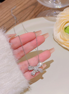 2511超闪蝴蝶项链女设计感轻奢小众锁骨链2025年新款潮颈链冷淡风