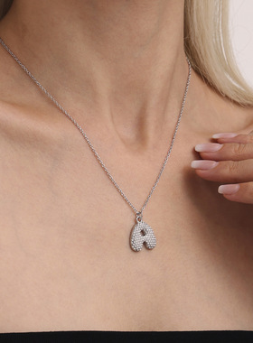 2511欧麦卡26个英文字母超闪锆石项链个性嘻哈不锈钢保色跨境饰品