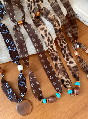 韩系复古碎花圆木串珠丝巾项链女小众设计感气质系脖配饰毛衣链