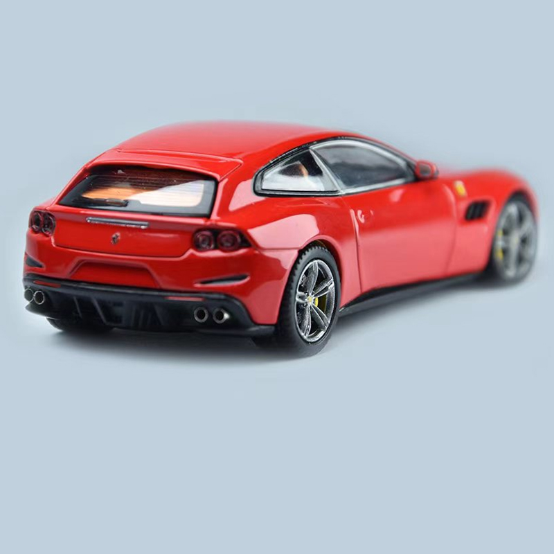 限量法拉利GTC4 Lusso Ferrari旅行车PK 1:64开盖版 合金汽车模型 - 图1
