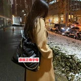 Сумка через плечо, демисезонный мусорный мешок, вместительная и большая цепь, сумка на одно плечо, из натуральной кожи, коллекция 2022, в стиле Шанель, на цепочке