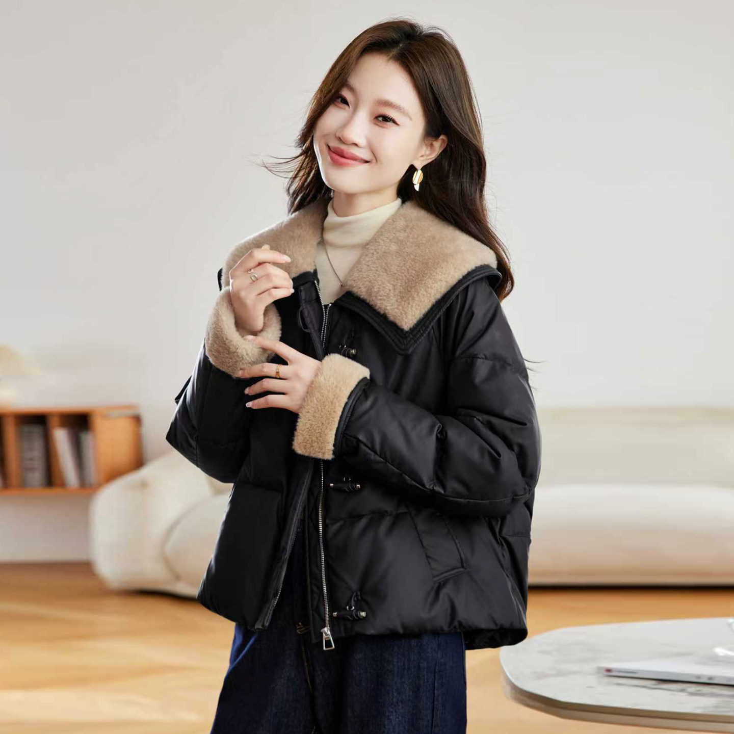 爆款皮面羽绒服女短款冬装新款胖MM宽松时尚大毛领保暖皮衣外套 - 图2