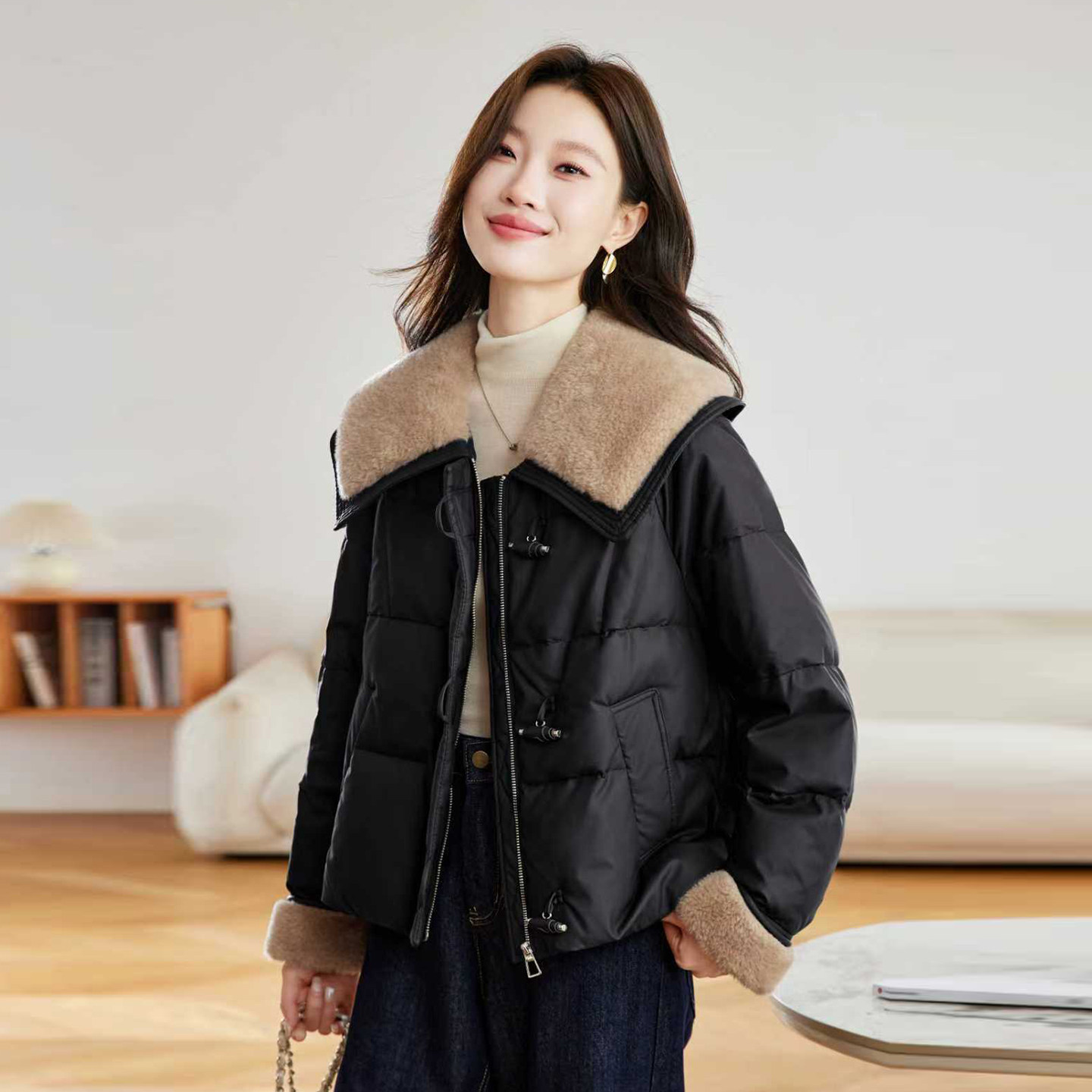 爆款皮面羽绒服女短款冬装新款胖MM宽松时尚大毛领保暖皮衣外套 - 图1