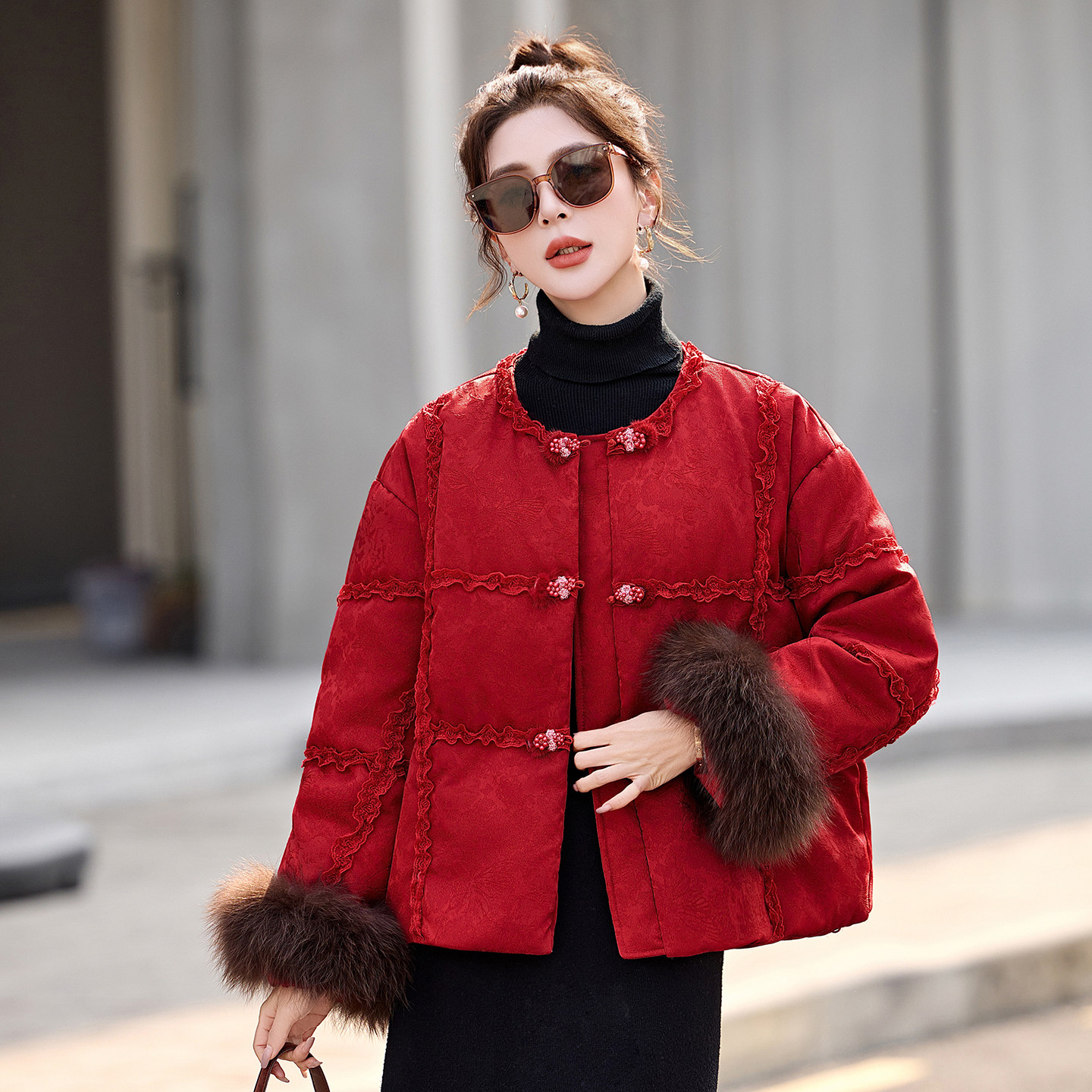 新中式国风红色盘扣羽绒服女短款冬季新款本命年加厚保暖时尚外套,淘宝优惠券,粉丝福利购,淘宝优惠卷