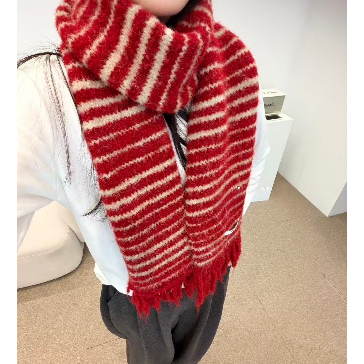 秒发！2026超火新年款条纹围巾韩国含羊毛保暖百搭红色流苏围条女,淘宝优惠券,粉丝福利购,淘宝优惠卷