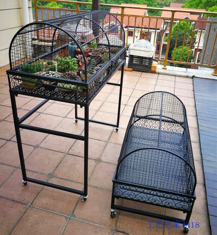 Iron And Multi Storey Mobile Anti Theft Multi Meat Flower Stand Sunshade Rain Water Warm Balcony