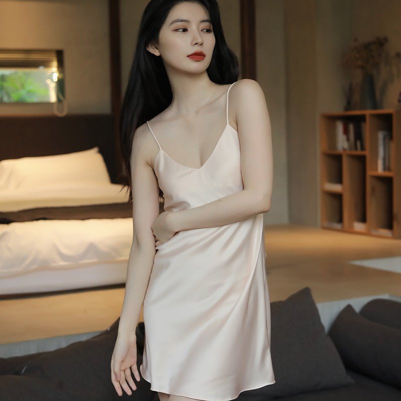 夏季性感丝绸吊带睡裙睡衣女薄款冰丝美背诱惑修身居家韩版家居服,淘宝优惠券,粉丝福利购,淘宝优惠卷