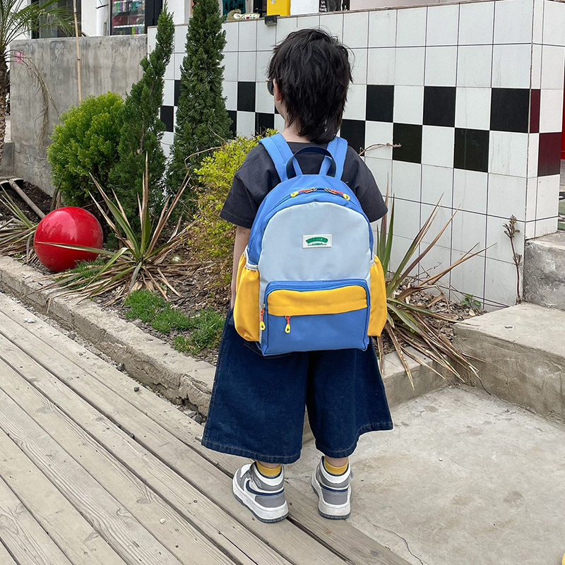 儿童双肩包幼儿园拼色简约休闲小书包男女童大中小班开学出游背包