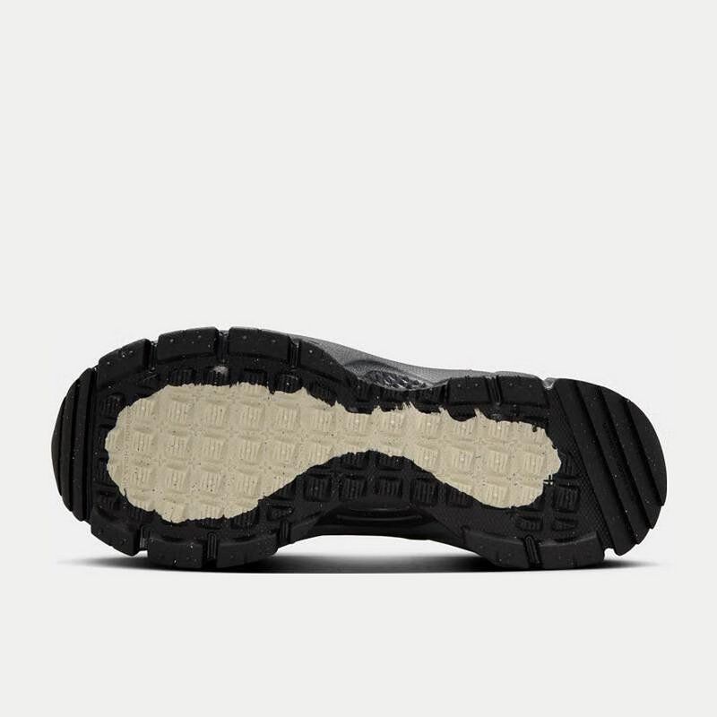 耐克女运动鞋VOMERO 5冬新款老爹鞋户外拒水复古跑步鞋HQ2181-003,淘宝优惠券,粉丝福利购,淘宝优惠卷