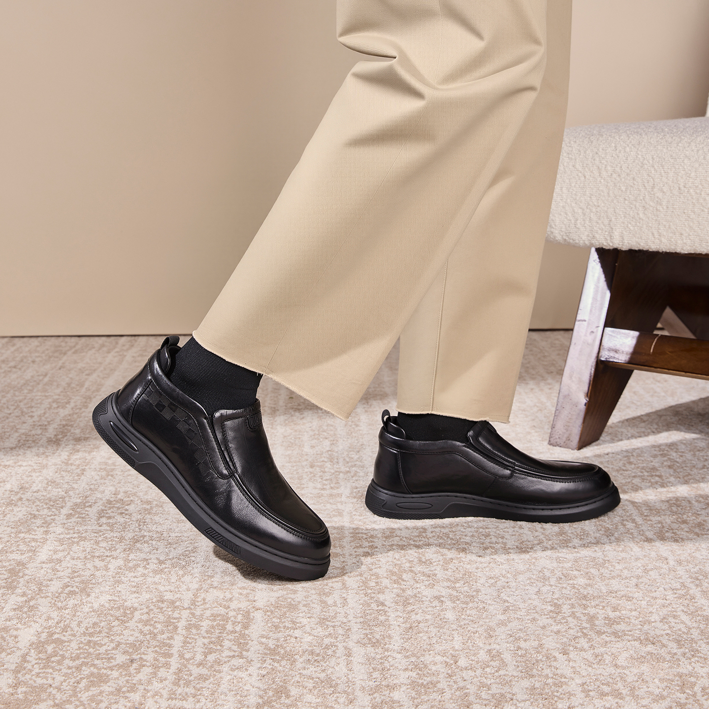 奥康 男鞋2025冬季新款男鞋乐福鞋加绒皮鞋休闲保暖棉鞋高帮鞋 - 图2