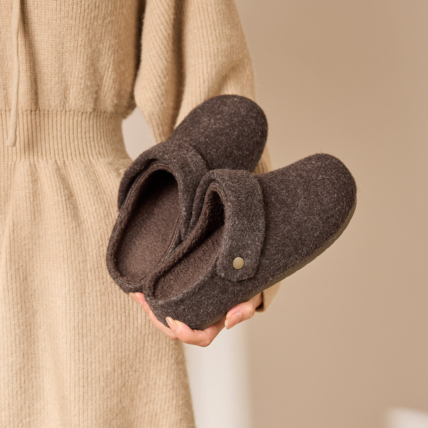 奥康 女鞋2025冬季勃肯鞋加绒保暖毛毡鞋两穿糯叽叽拖鞋平底,淘宝优惠券,粉丝福利购,淘宝优惠卷