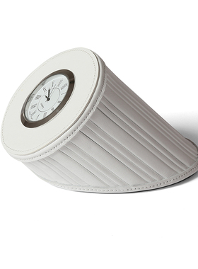 简约现代书房桌面皮革时钟摆件