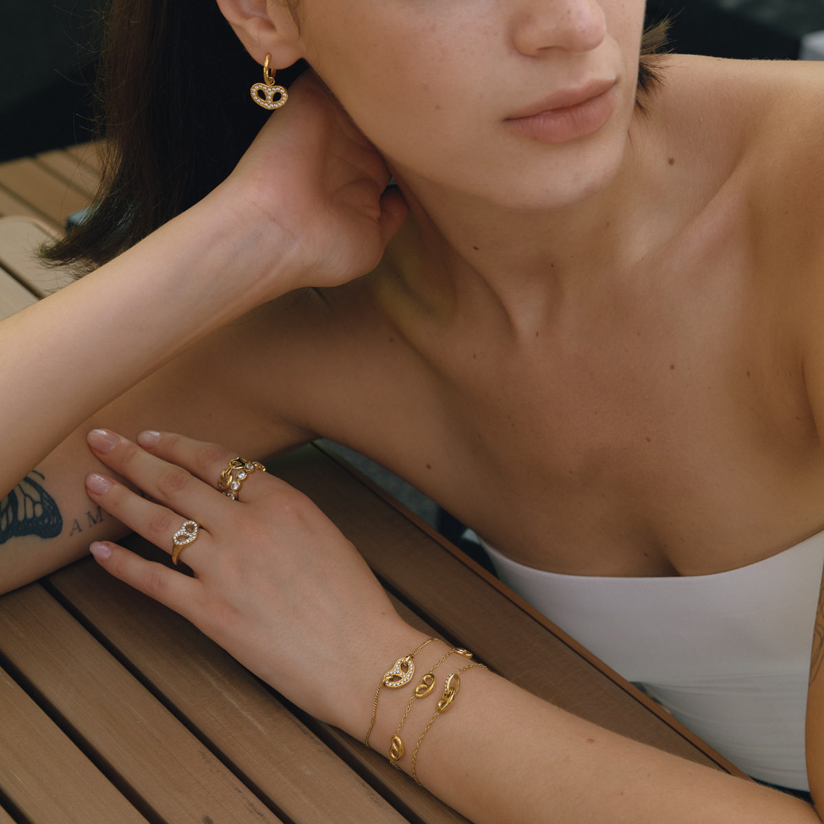 Original design love pig nose buckle ring jewelry set titanium steel necklace light luxury niche earrings stainless steel bracelet