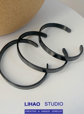 LIHAO黑色暗黑系冷淡风手镯男女百搭简约嘻哈甜酷风开口可调节