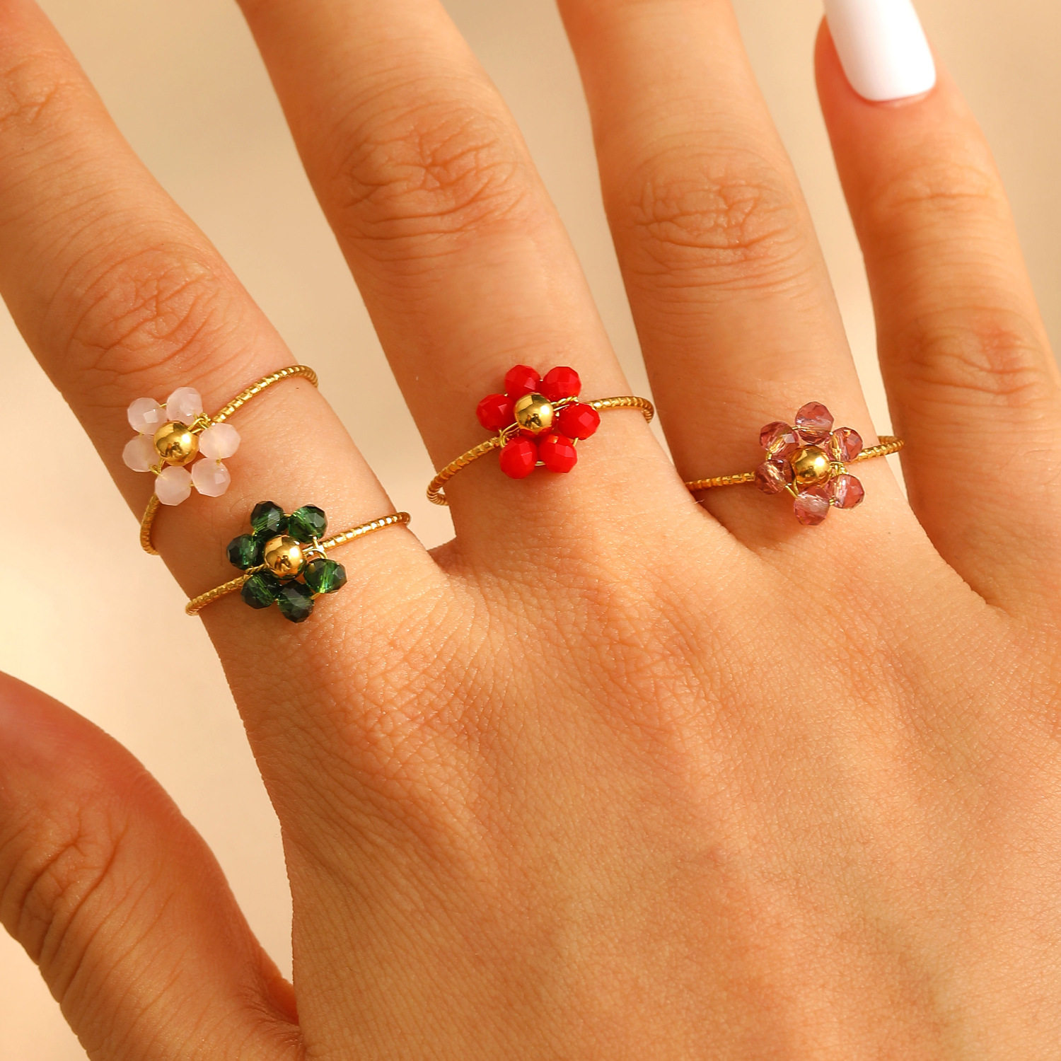 Six-petal crystal flower blooming on fingertips, titanium steel ring necklace