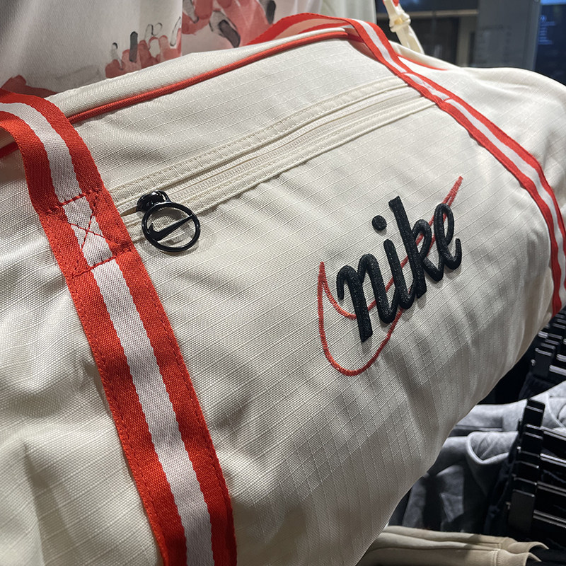 Nike耐克单肩斜挎包休闲轻便健身运动训练旅行休闲包DH6863-113,淘宝优惠券,粉丝福利购,淘宝优惠卷