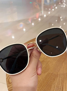 防紫外线白色边框墨镜女大框复古