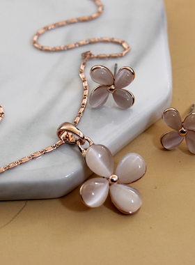 威妮华比拉四叶草项链ol耳钉礼物