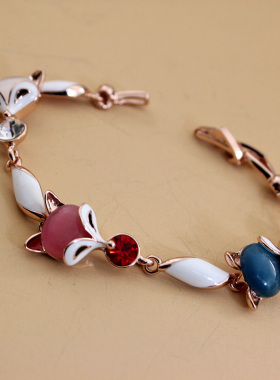 小狐狸ins小众设计手链学生简约森林系潮人手环女清新月光石手镯