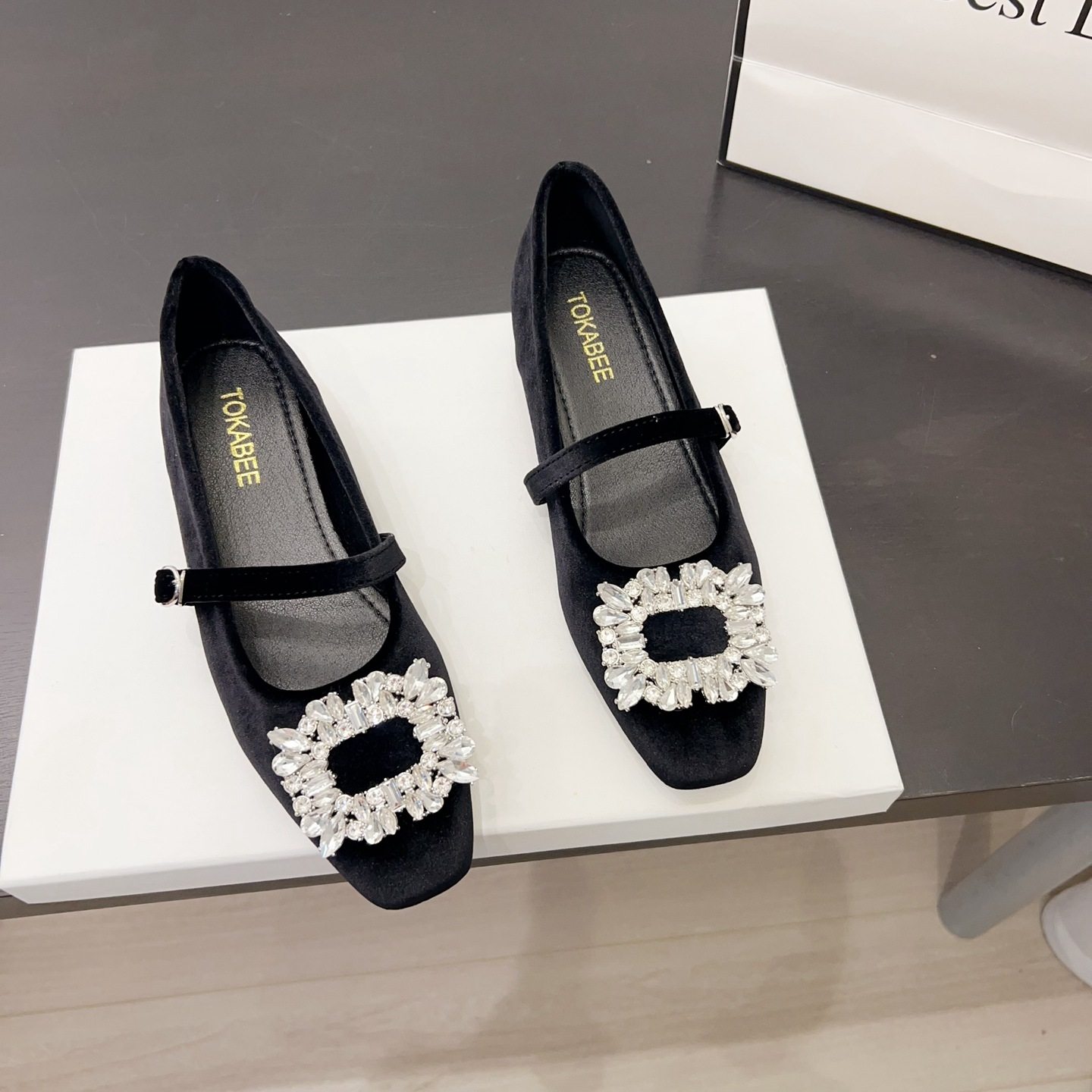 水钻绒面一字带玛丽珍单鞋女2026春季新款法式内增高平底红色婚鞋,淘宝优惠券,粉丝福利购,淘宝优惠卷