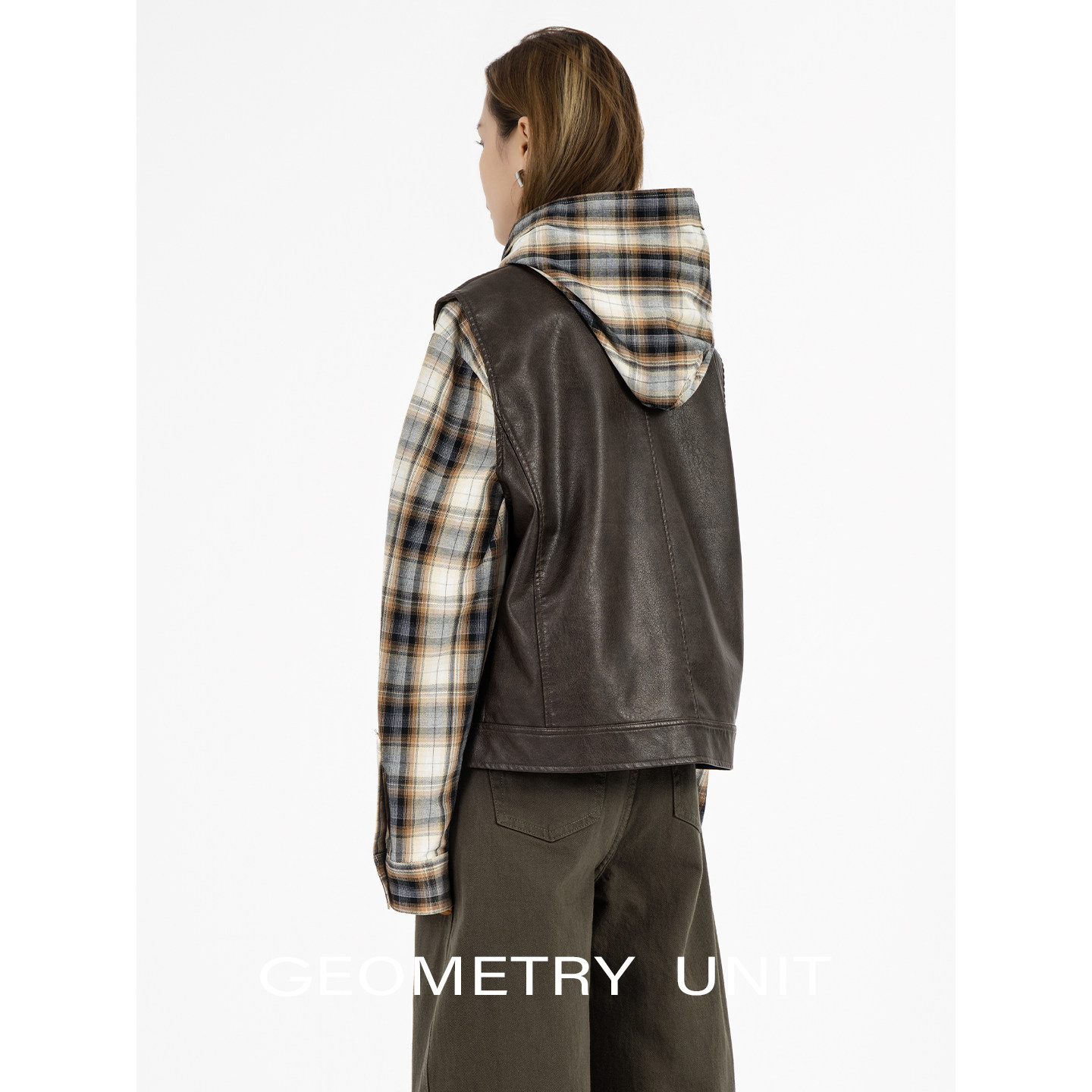 几何单元2025秋季新款无袖设计感马甲女外搭翻领坎肩皮衣外套,淘宝优惠券,粉丝福利购,淘宝优惠卷