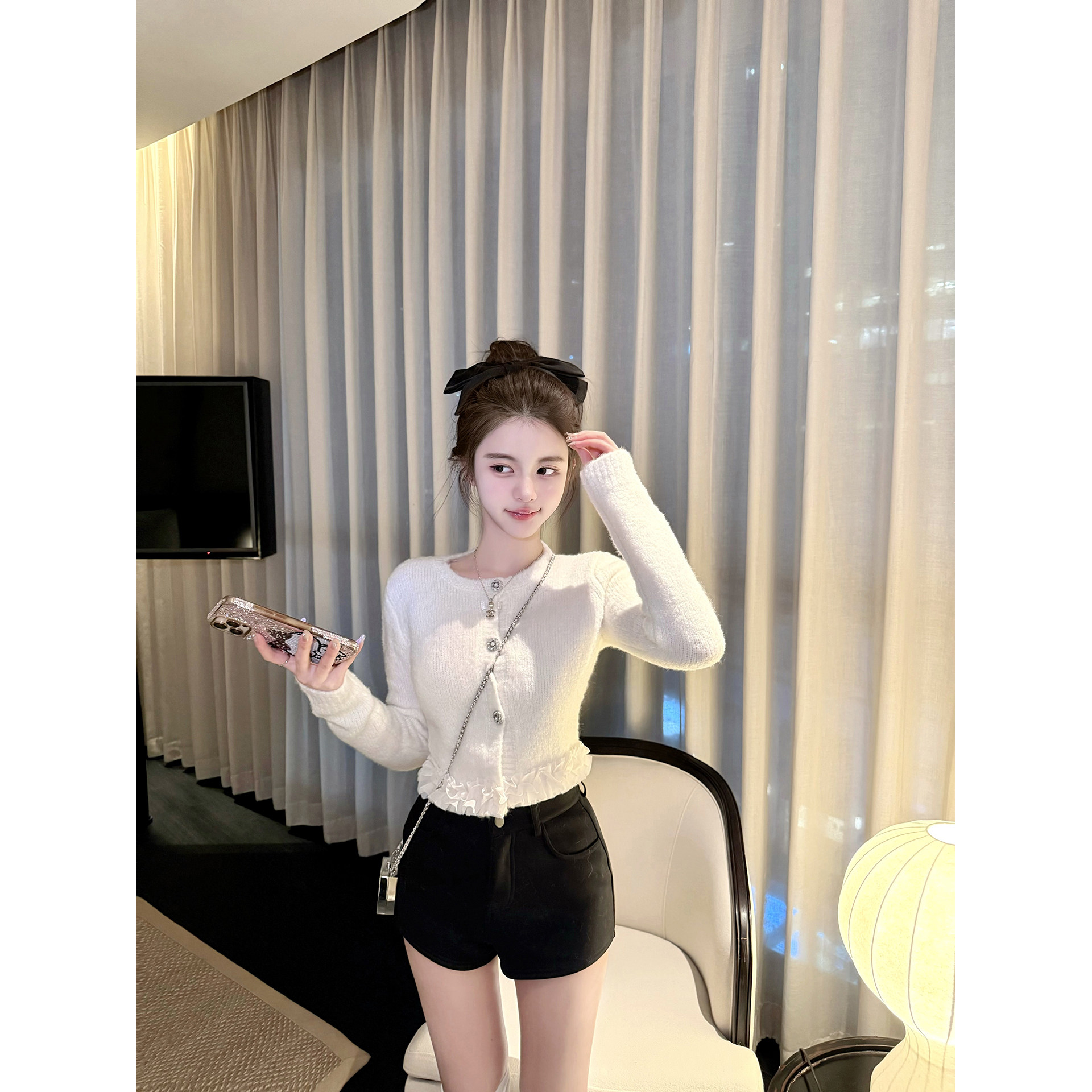 若语定制 版型王者高腰Q弹绒感短裤气质纯欲性感冬季热裤时尚穿搭,淘宝优惠券,粉丝福利购,淘宝优惠卷