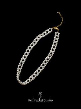 红口袋 法式复古手工编织施家珍珠项链ins风花朵短款颈链choker女