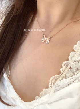龙心同款镂空金属蝴蝶锁骨链