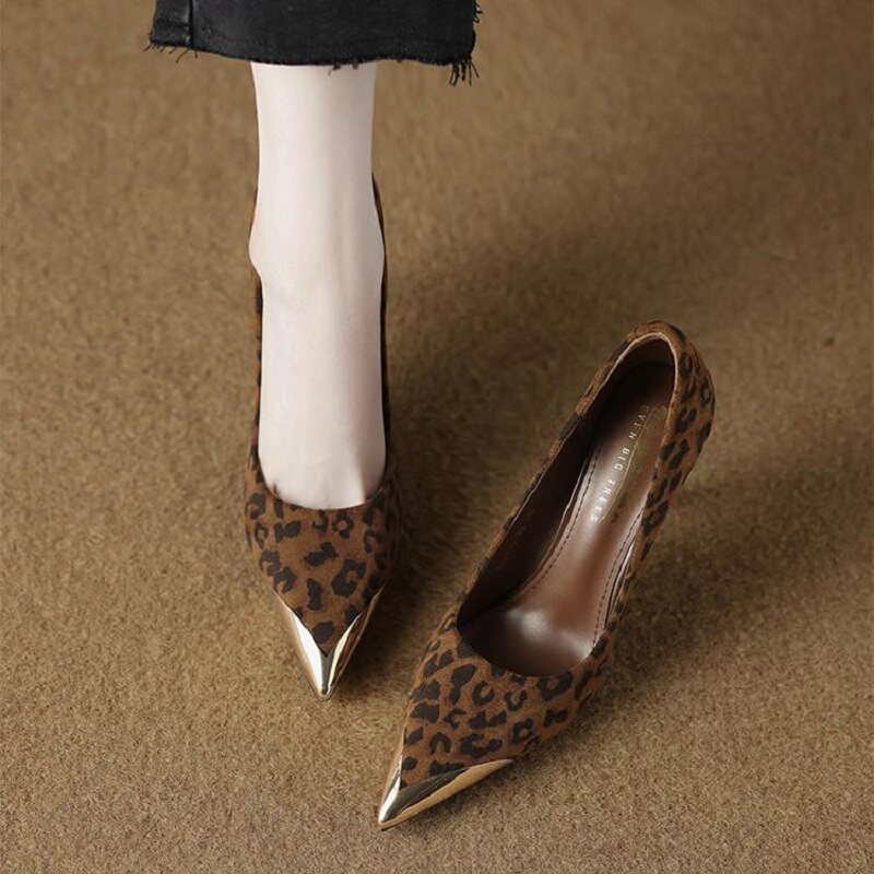 高跟鞋女气质高级不累脚2025新款秋黑色尖头细跟法式绝美浅口单鞋,淘宝优惠券,粉丝福利购,淘宝优惠卷