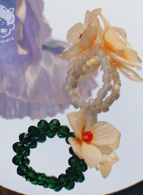 原创设计ins串珠花朵戒指弹力