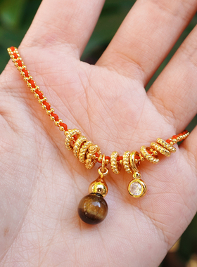 新年红绳虎眼石花生吊坠手链