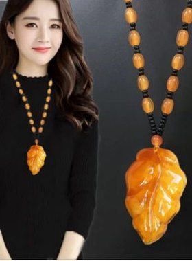 新挂件琥珀吊坠血珀男女款长款项链鸡油黄毛衣链人工蜜蜡吊坠水滴