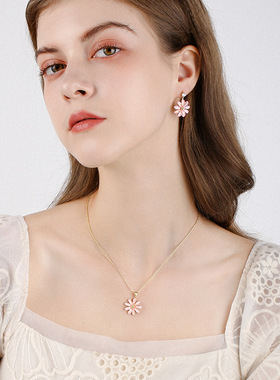 戴拉少女系花朵小众设计感锁骨链