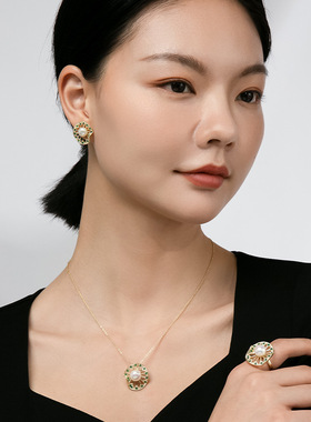 时尚新颖气质迷人清新荷叶设计